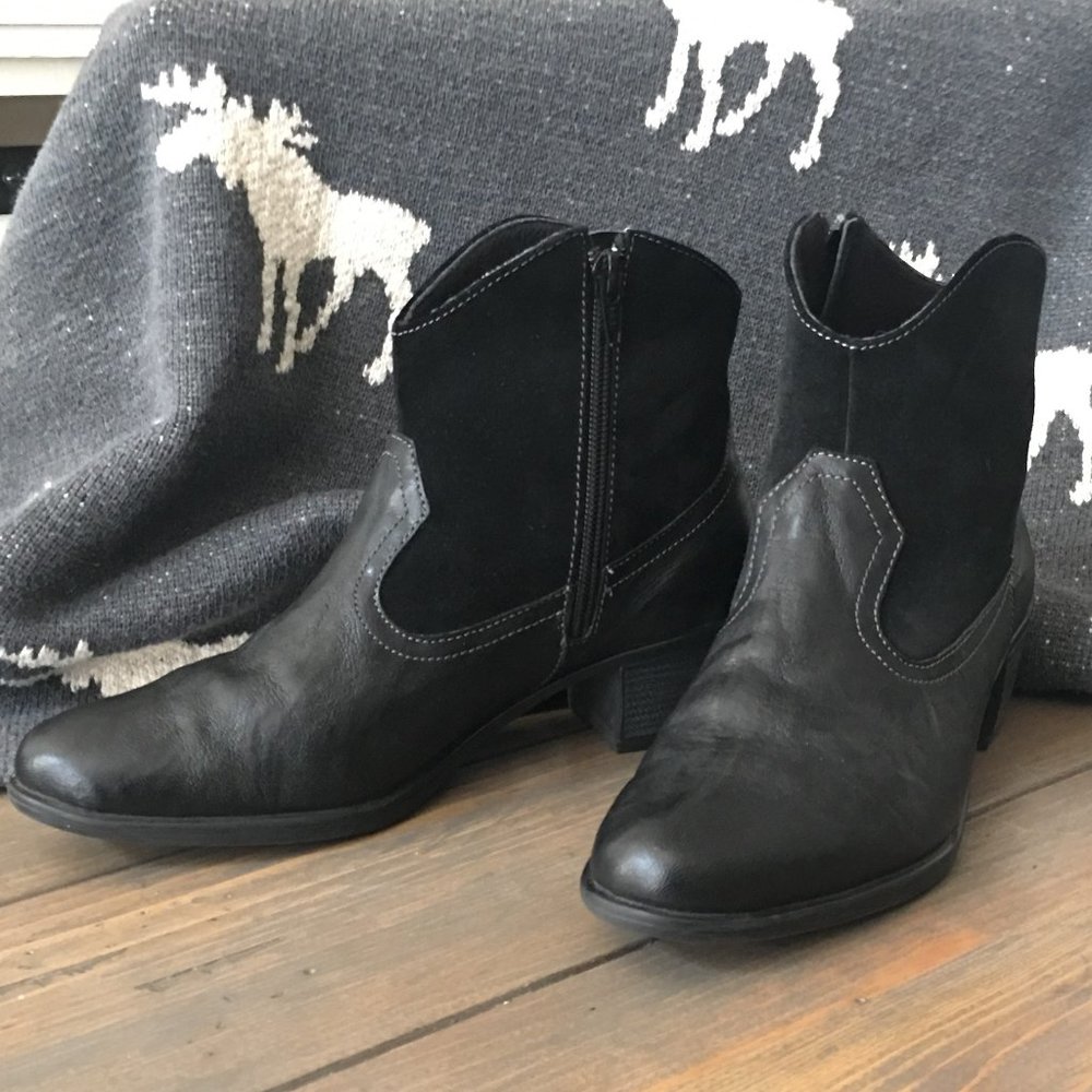 Munro Laramie Black Western Boots 7.5M